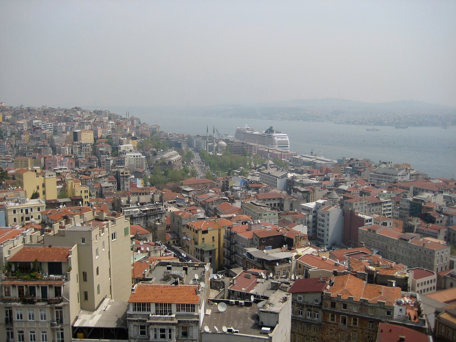 Uitzicht over Beyoglu vanaf Cihangir